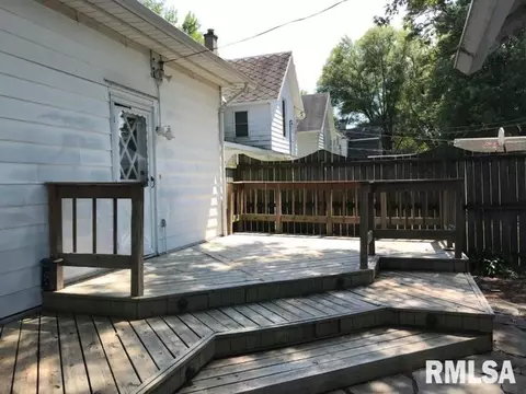 604 S Randolph St, Macomb, IL 61455 photo 9