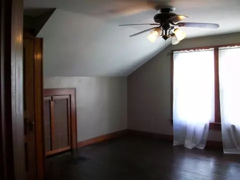 271 W Walnut St, Canton, IL 61520 photo 20