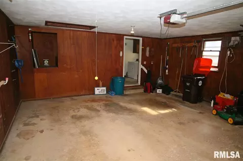 900 E Jackson St, Morton, IL 61550 photo 18