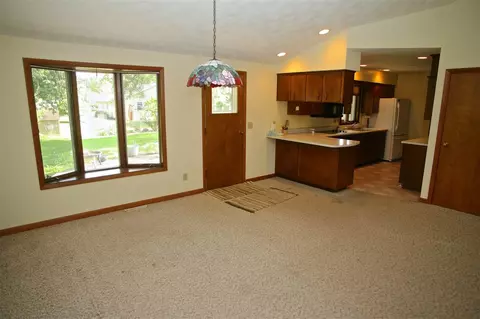 900 E Jackson St, Morton, IL 61550 photo 10