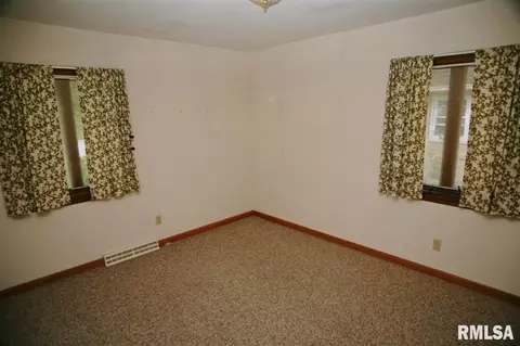 900 E Jackson St, Morton, IL 61550 photo 23