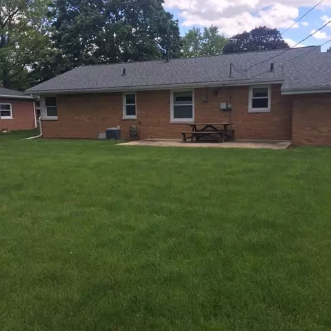 419 Edgewood St, Morton, IL 61550 photo 2