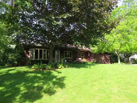 400 Highview Dr, Eureka, IL 61530 photo 1