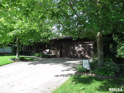 400 Highview Dr, Eureka, IL 61530 photo 3