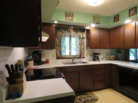 400 Highview Dr, Eureka, IL 61530 photo 5