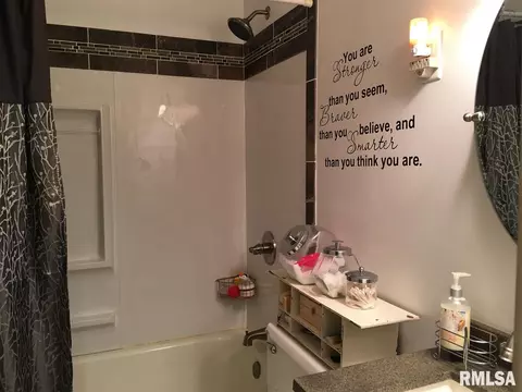102 E Rio Dr, Washington, IL 61571 photo 33