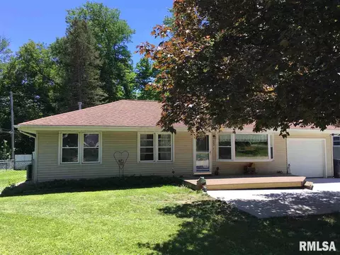 102 E Rio Dr, Washington, IL 61571 photo 2
