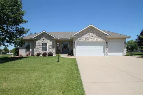 409 Windsor Dr, Germantown Hills, IL 61548 photo 1