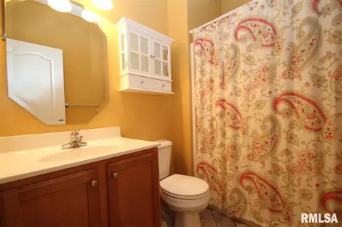409 Windsor Dr, Germantown Hills, IL 61548 photo 21