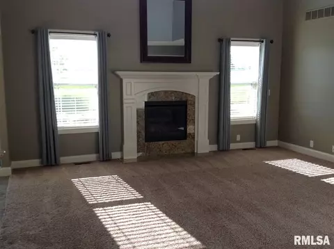 820 Stonebridge, Metamora, IL 61548 photo 10