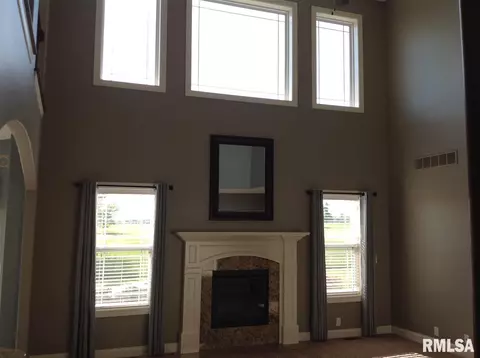 820 Stonebridge, Metamora, IL 61548 photo 9