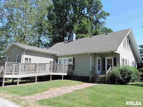 1217 Maple Ave, Macomb, IL 61455 photo 1