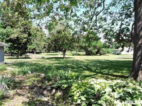 1217 Maple Ave, Macomb, IL 61455 photo 30