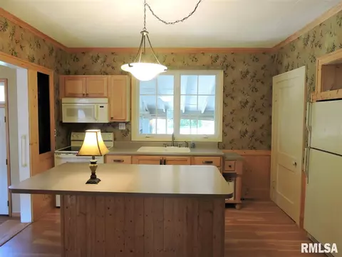 1217 Maple Ave, Macomb, IL 61455 photo 7