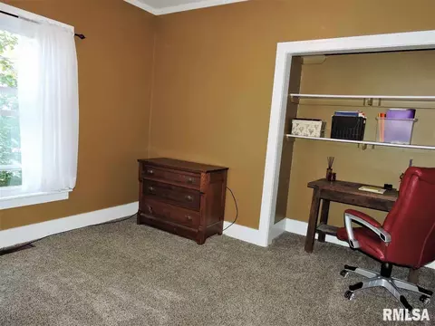 1217 Maple Ave, Macomb, IL 61455 photo 24