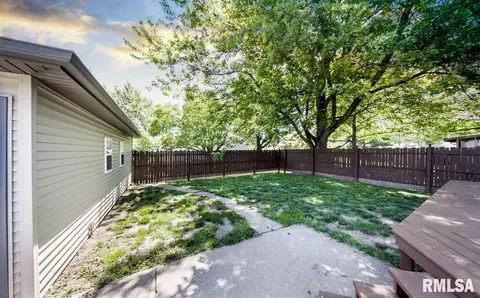 527 E Yeiser St, Macomb, IL 61455 photo 35