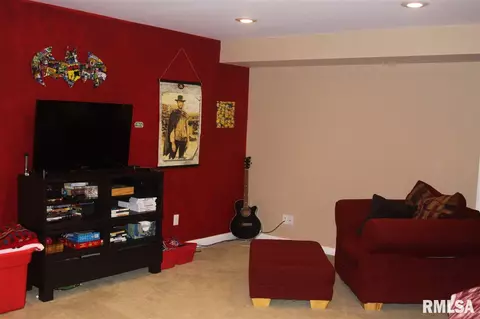 1600 Tower Rd, Macomb, IL 61455 photo 30