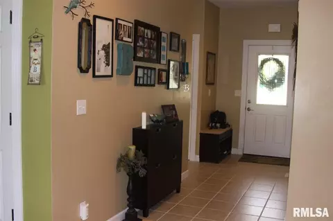1600 Tower Rd, Macomb, IL 61455 photo 3