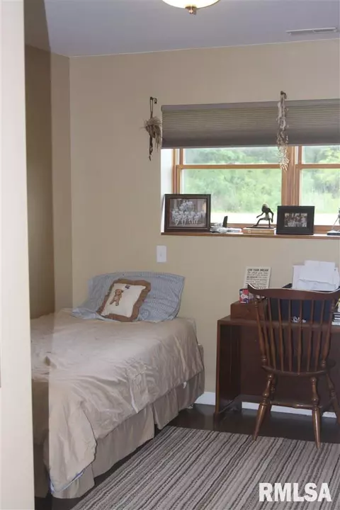 1600 Tower Rd, Macomb, IL 61455 photo 33