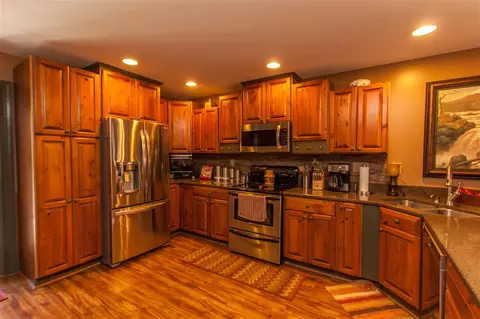 202 W Hillside Ct, Dunlap, IL 61525 photo 4