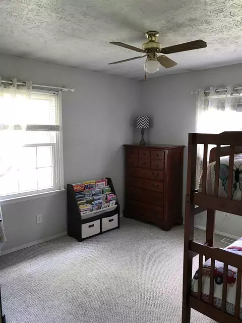 406 E Robinson, Goodfield, IL 61742 photo 10