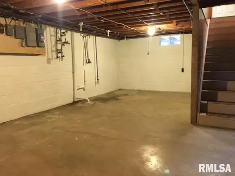819 E 2nd, Delavan, IL 61734 photo 25