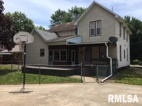 149 E Oak St, Canton, IL 61520 photo 28