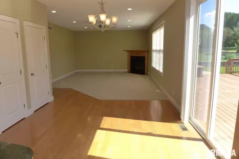 11612 N Dunmore Dr, Dunlap, IL 61525 photo 5