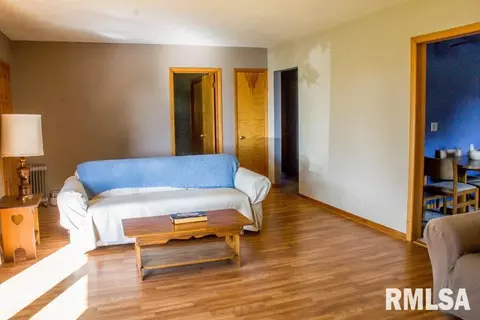 411 E Front St, Roanoke, IL 61561 photo 12