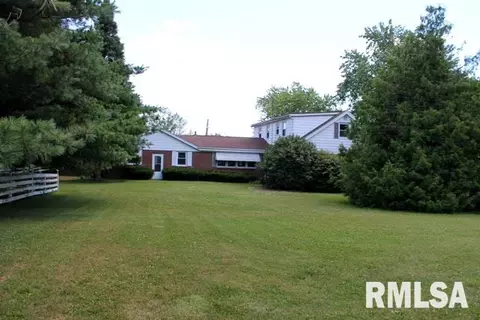 411 E Front St, Roanoke, IL 61561 photo 24