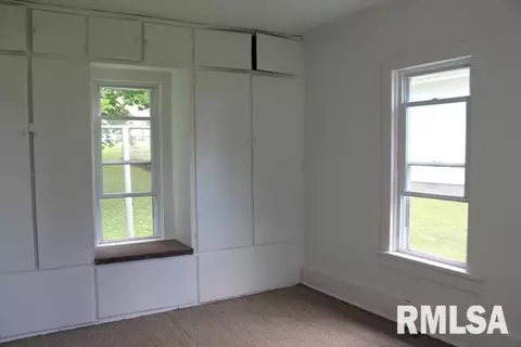 208 S Creamery St, Eureka, IL 61530 photo 10