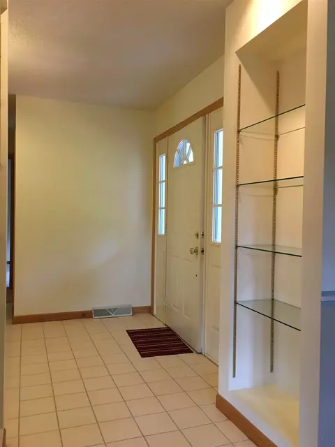 36 Elmo Dr, Macomb, IL 61455 photo 3