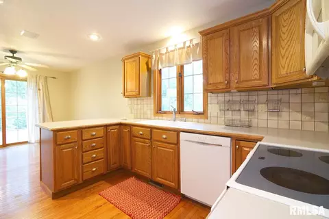4634 Tewkesbury Ct, Mapleton, IL 61547 photo 3