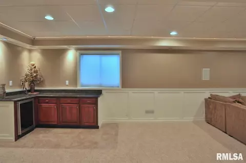 705 S Sara Ct, Dunlap, IL 61525 photo 25