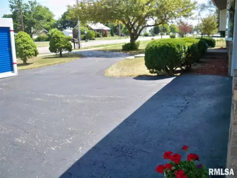1500 E Chestnut St, Canton, IL 61520 photo 26