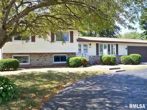 1500 E Chestnut St, Canton, IL 61520 photo 1
