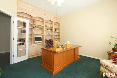 12705 N Georgetowne Rd, Dunlap, IL 61525 photo 5