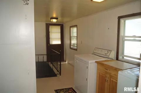 321 W Division St, Norris, IL 61553 photo 22
