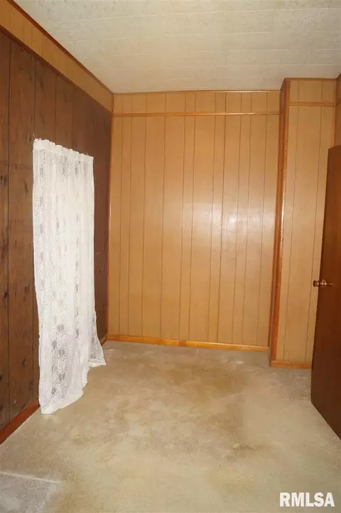 321 W Division St, Norris, IL 61553 photo 10