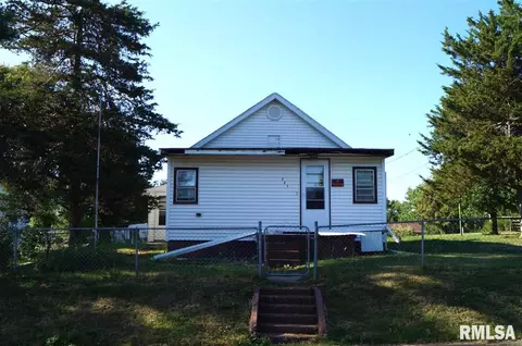 321 W Division St, Norris, IL 61553 photo 2