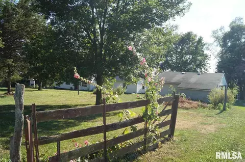 321 W Division St, Norris, IL 61553 photo 33