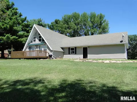 352 Mcgrew Dr, Avon, IL 61415 photo 3