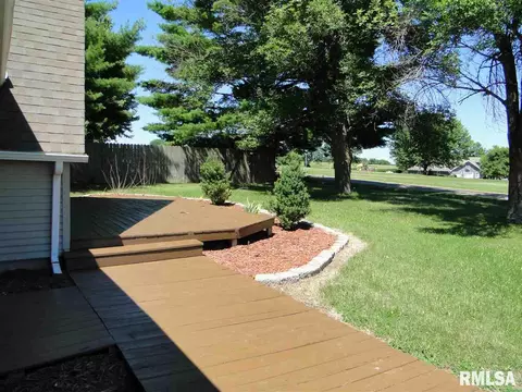 352 Mcgrew Dr, Avon, IL 61415 photo 19