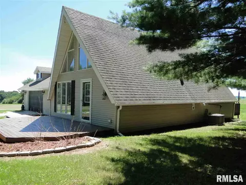 352 Mcgrew Dr, Avon, IL 61415 photo 1