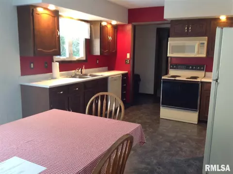 802 E Michigan, Metamora, IL 61548 photo 12