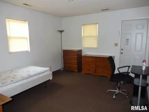 306 W Murray St, Macomb, IL 61455 photo 7