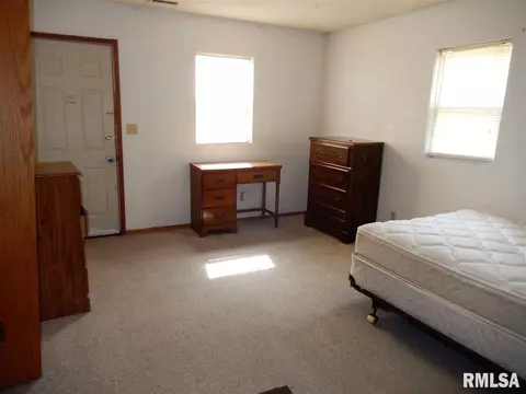306 W Murray St, Macomb, IL 61455 photo 5