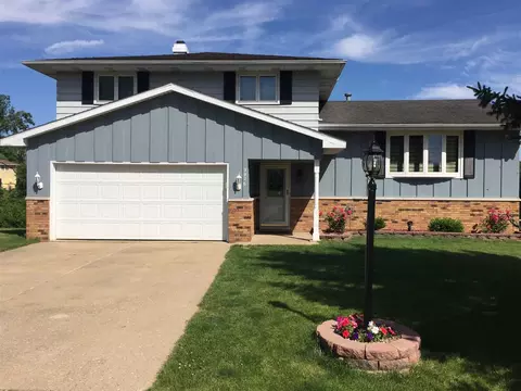 9926 W Guinivere Dr, Mapleton, IL 61547 photo 1
