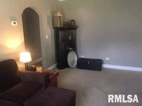 508 N Callender, Eureka, IL 61530 photo 2