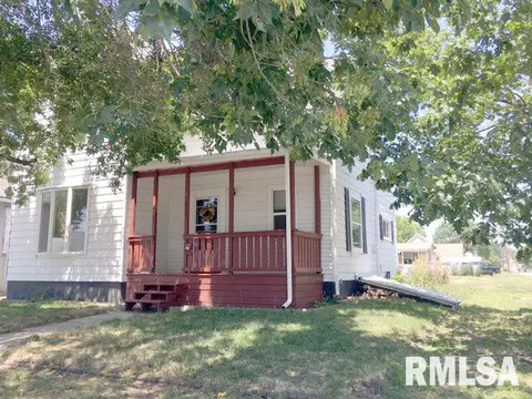 659 E Pine St, Canton, IL 61520 photo 25